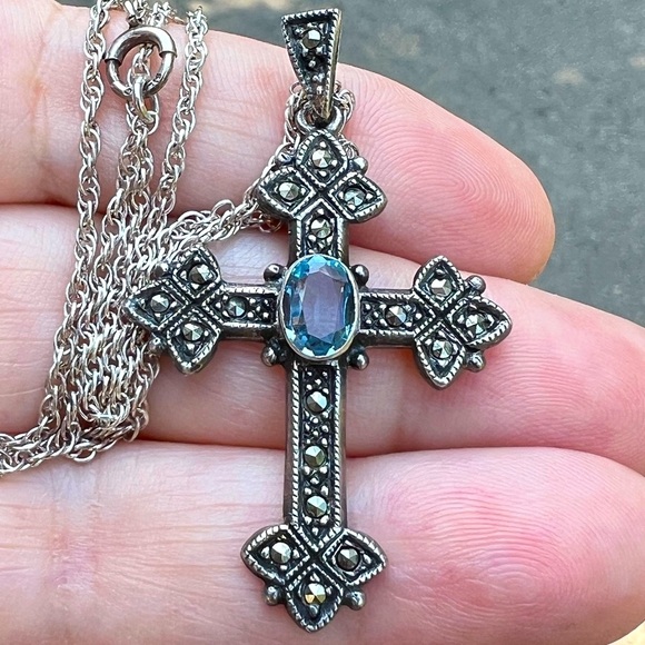 VINTAGE BLUE TOPAZ & MARCASITES CROSS PENDANT NECKLACE CHAIN 925 STERLING SILVER